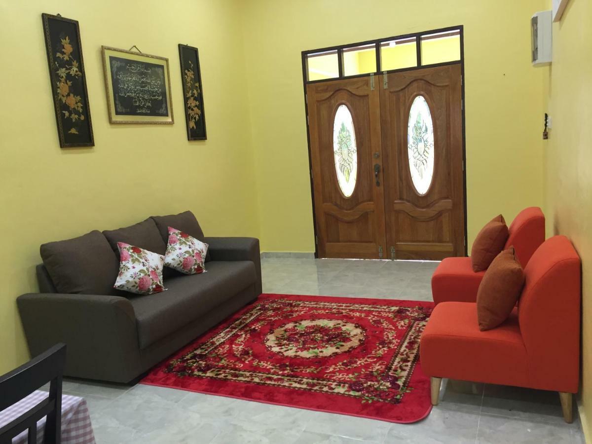 Homestay Talina Куала-Тренгану Екстер'єр фото